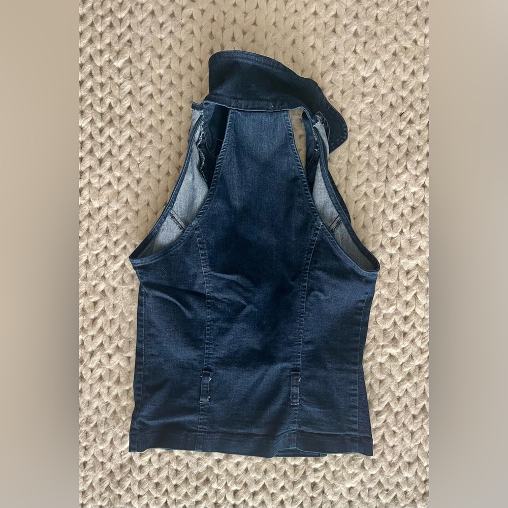 Denim Ruffle Vest - Picture 4 of 4